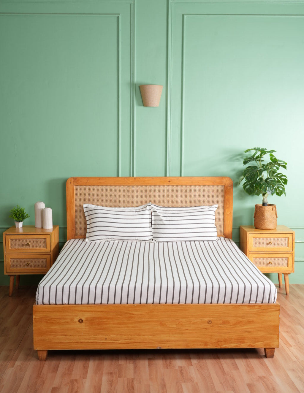 Nidrāya One (Premium Grounding Bedsheet) - Tiramisu